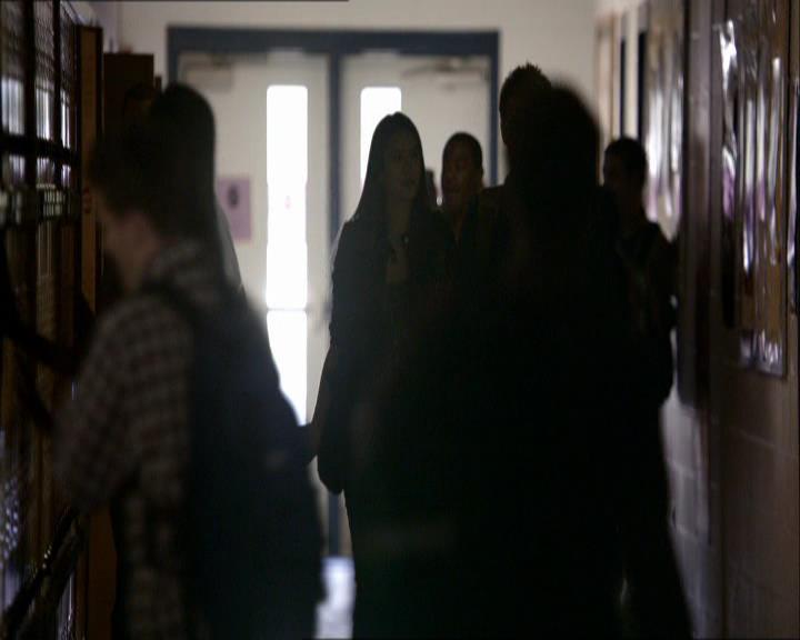 VampireDiariesWorld_dot_org-1x03FridayNightBites0293.jpg