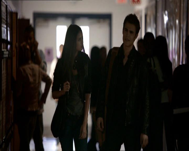 VampireDiariesWorld_dot_org-1x03FridayNightBites0299.jpg