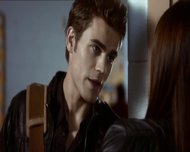 VampireDiariesWorld_dot_org-1x03FridayNightBites0312.jpg