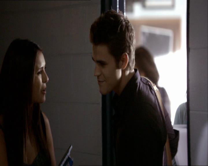 VampireDiariesWorld_dot_org-1x03FridayNightBites0426.jpg