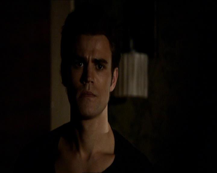 VampireDiariesWorld_dot_org-1x03FridayNightBites0736.jpg