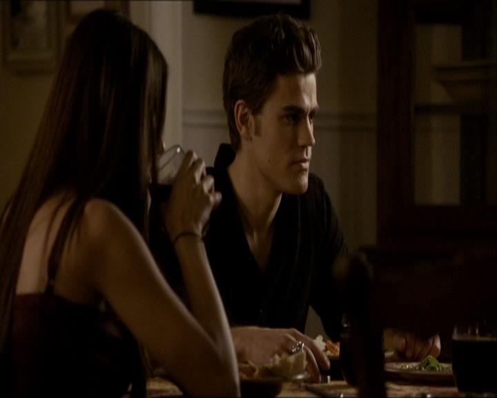 VampireDiariesWorld_dot_org-1x03FridayNightBites0915.jpg