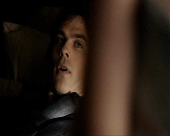 VampireDiariesWorld_dot_org-104FamilyTies0401.jpg