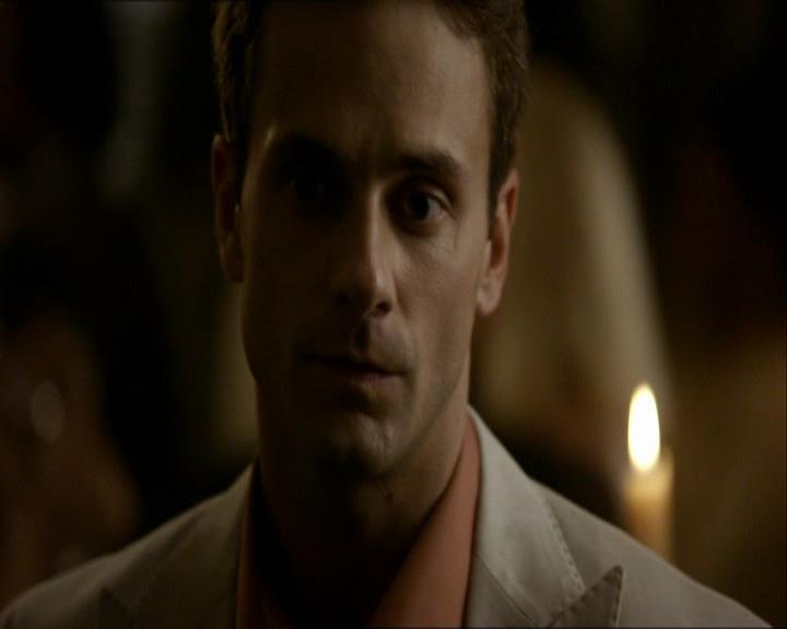 VampireDiariesWorld_dot_org-104FamilyTies1622.jpg