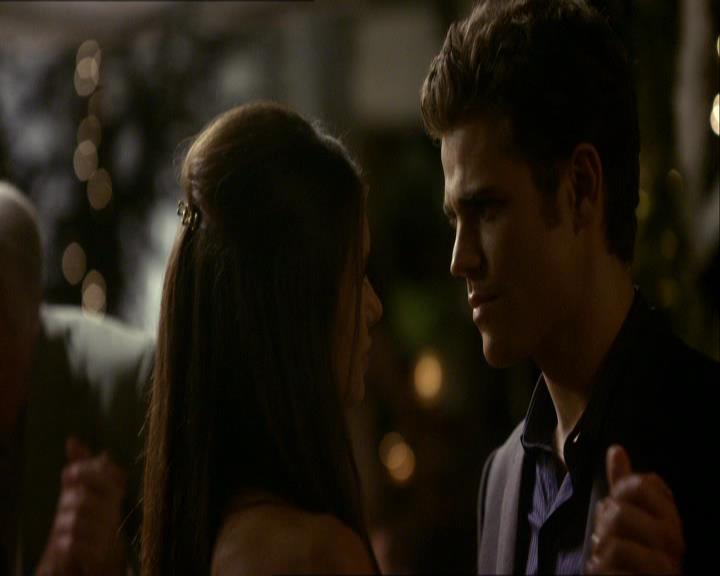 VampireDiariesWorld_dot_org-104FamilyTies1651.jpg