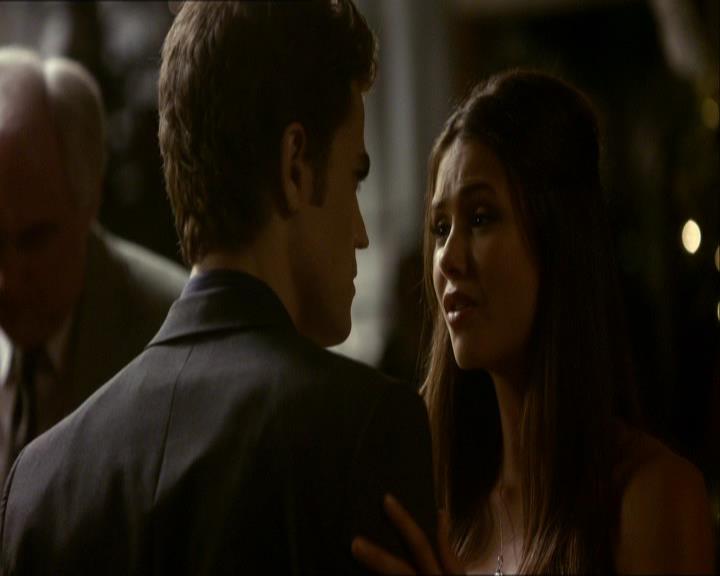 VampireDiariesWorld_dot_org-104FamilyTies1672.jpg