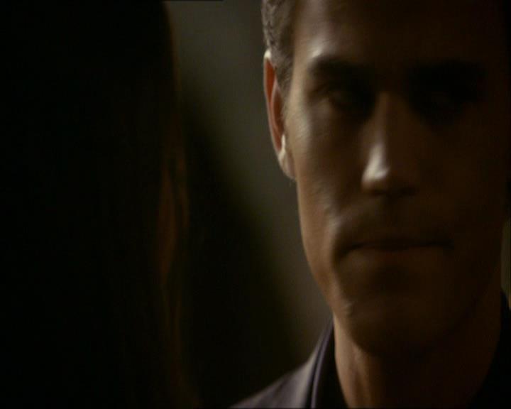 VampireDiariesWorld_dot_org-104FamilyTies1701.jpg