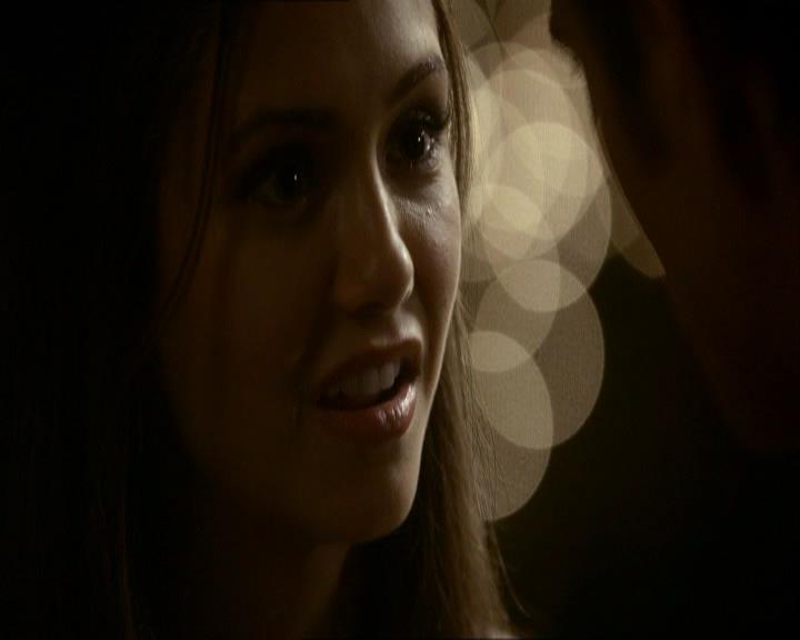 VampireDiariesWorld_dot_org-104FamilyTies1712.jpg