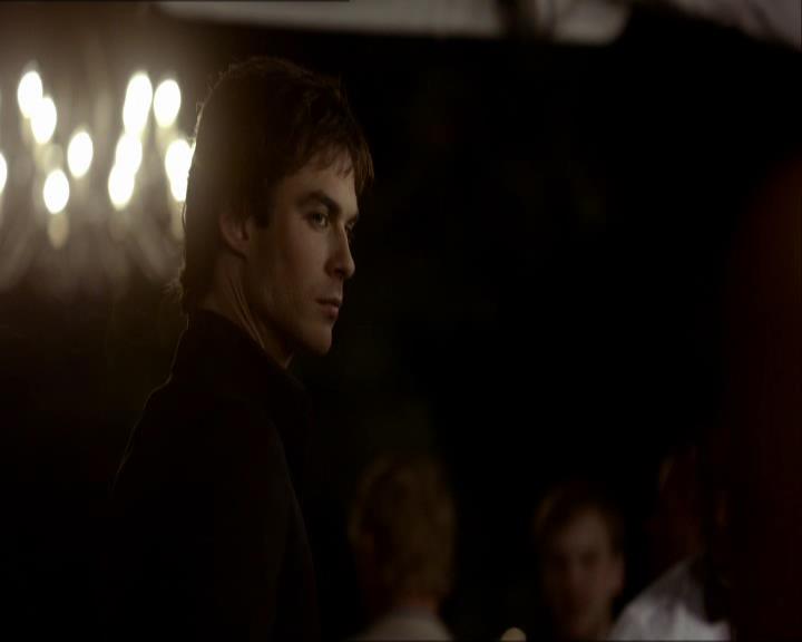 VampireDiariesWorld_dot_org-104FamilyTies1728.jpg