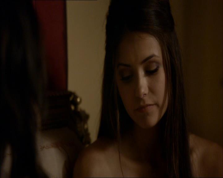 VampireDiariesWorld_dot_org-104FamilyTies1743.jpg