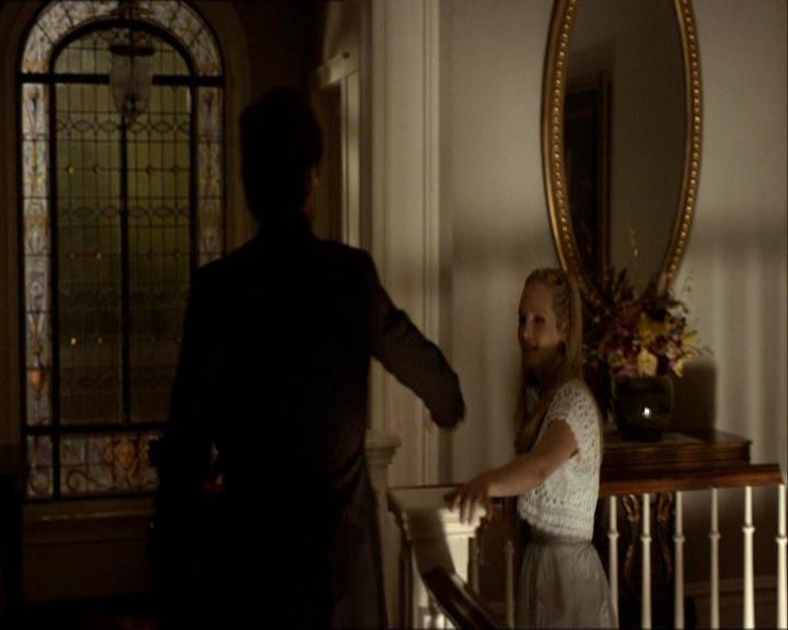 VampireDiariesWorld_dot_org-104FamilyTies1777.jpg