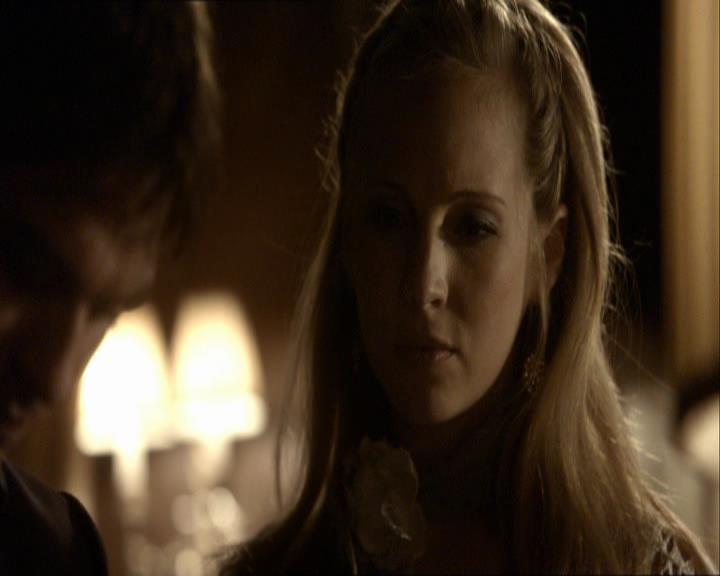 VampireDiariesWorld_dot_org-104FamilyTies1798.jpg