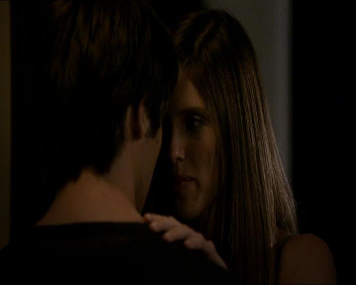 VampireDiariesWorld_dot_org-104FamilyTies2077.jpg