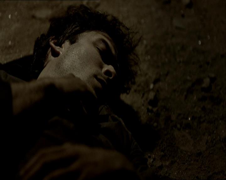 VampireDiariesWorld_dot_org-105YoureUndeadToMe0048.jpg