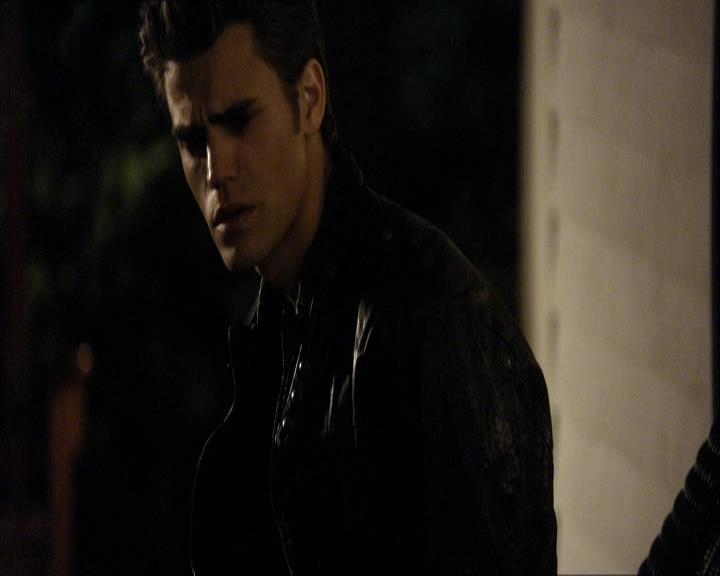 VampireDiariesWorld_dot_org-107Haunted2143.jpg