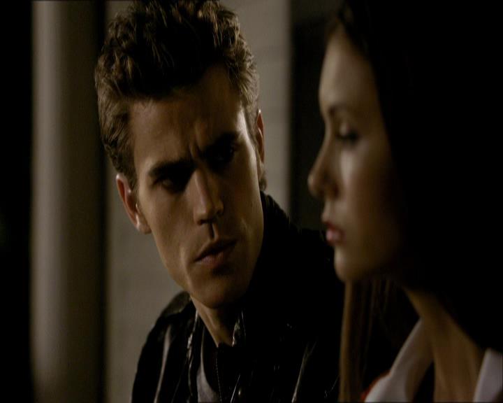 VampireDiariesWorld_dot_org-107Haunted2161.jpg