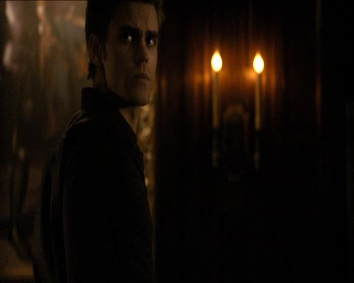 VampireDiariesWorld_dot_org-108-162Candles0021.jpg