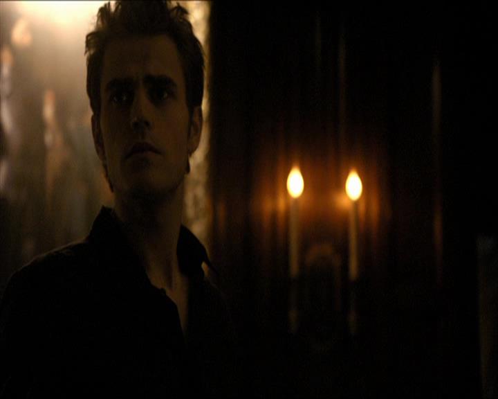 VampireDiariesWorld_dot_org-108-162Candles0026.jpg