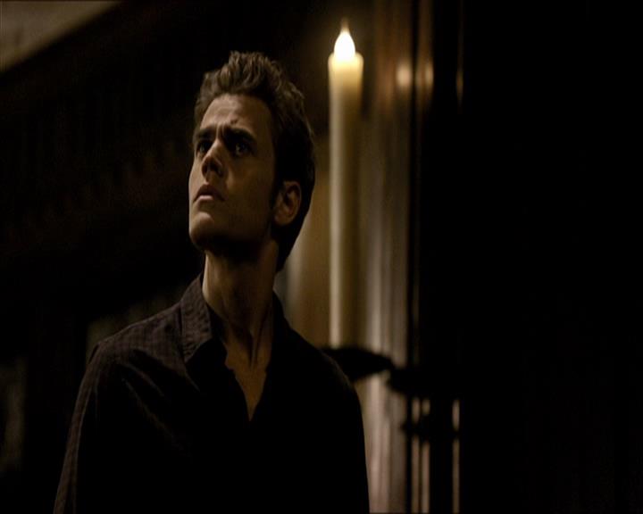 VampireDiariesWorld_dot_org-108-162Candles0053.jpg