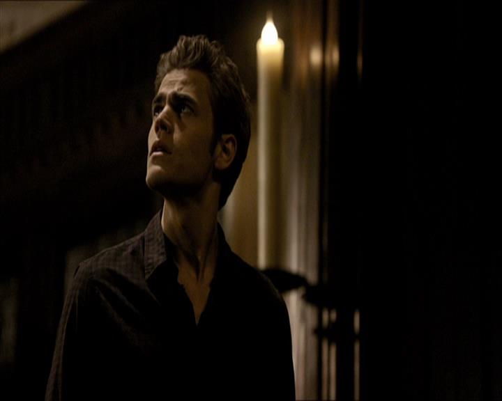 VampireDiariesWorld_dot_org-108-162Candles0054.jpg