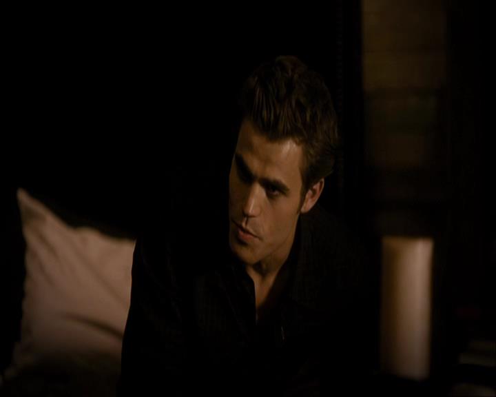 VampireDiariesWorld_dot_org-108-162Candles0111.jpg