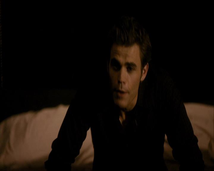 VampireDiariesWorld_dot_org-108-162Candles0120.jpg