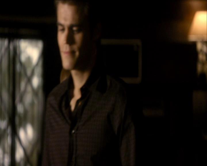 VampireDiariesWorld_dot_org-108-162Candles0134.jpg