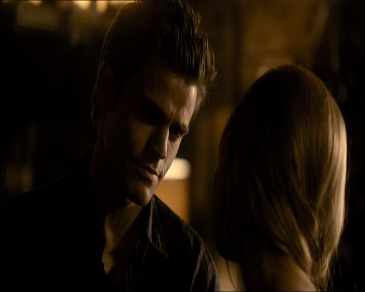 VampireDiariesWorld_dot_org-108-162Candles0138.jpg