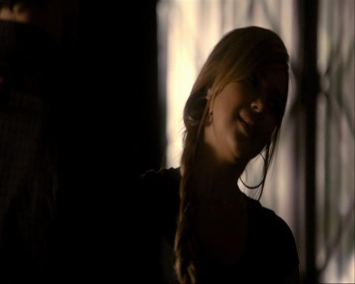 VampireDiariesWorld_dot_org-108-162Candles0150.jpg