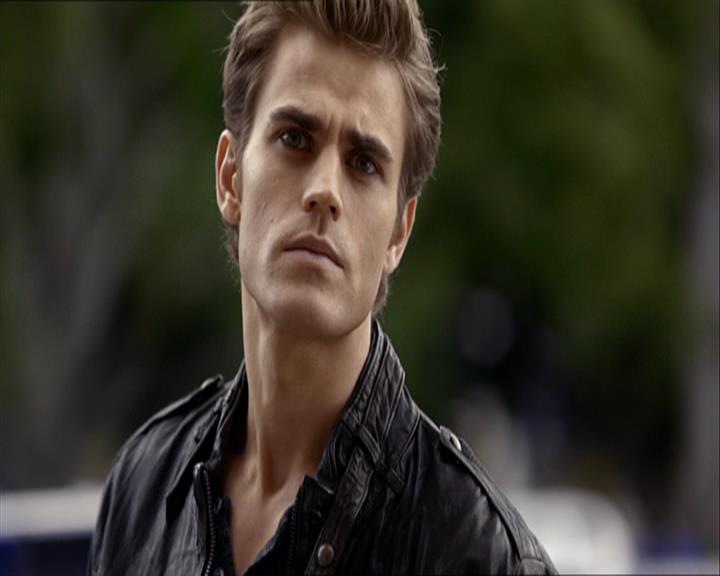 VampireDiariesWorld_dot_org-108-162Candles0237.jpg