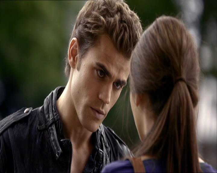 VampireDiariesWorld_dot_org-108-162Candles0256.jpg