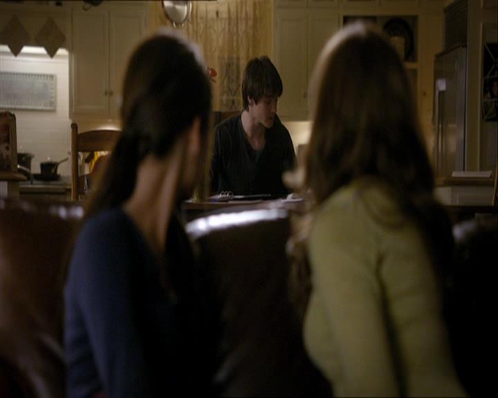 VampireDiariesWorld_dot_org-108-162Candles0405.jpg