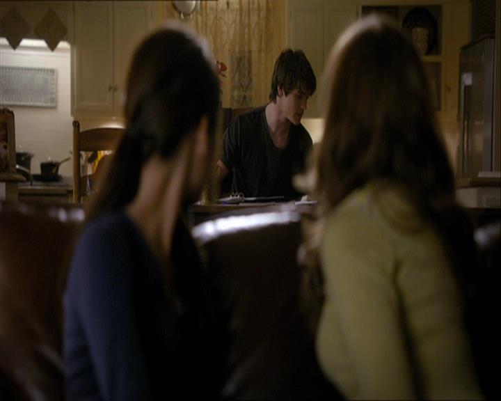 VampireDiariesWorld_dot_org-108-162Candles0407.jpg