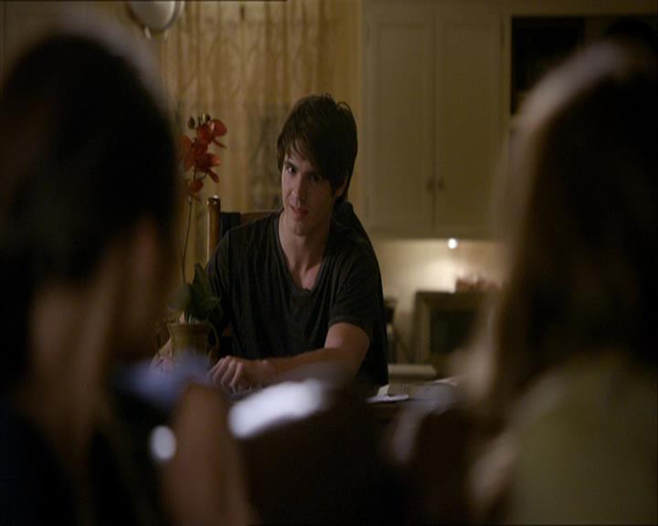 VampireDiariesWorld_dot_org-108-162Candles0417.jpg