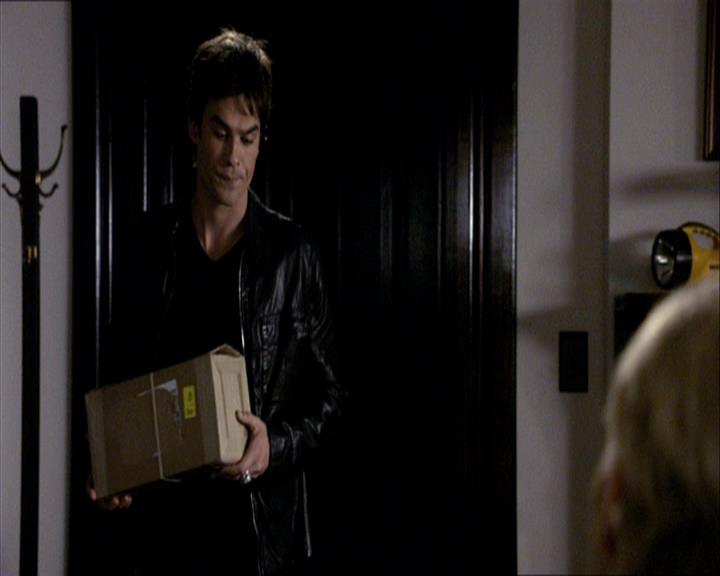 VampireDiariesWorld_dot_org-108-162Candles0437.jpg