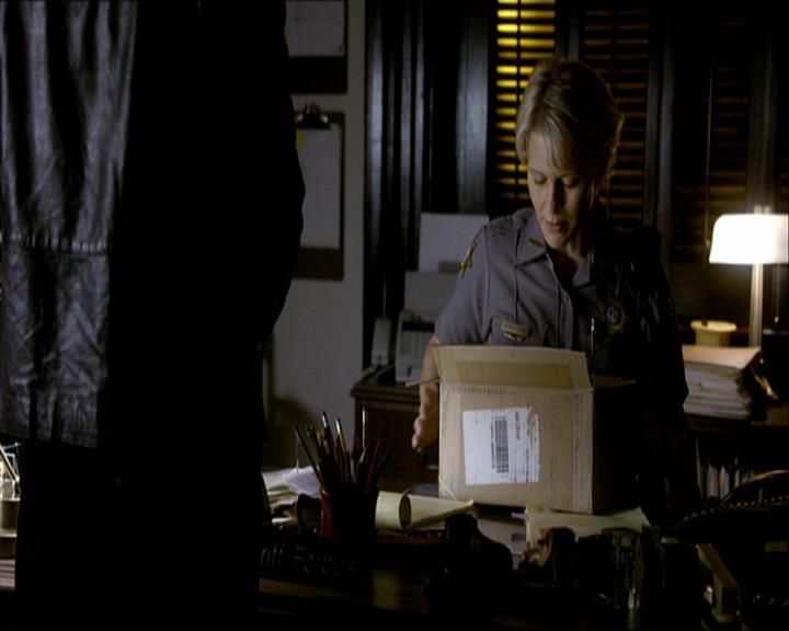 VampireDiariesWorld_dot_org-108-162Candles0457.jpg