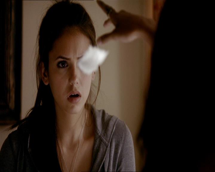 VampireDiariesWorld_dot_org-108-162Candles0714.jpg