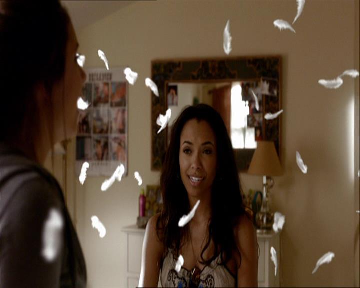 VampireDiariesWorld_dot_org-108-162Candles0733.jpg