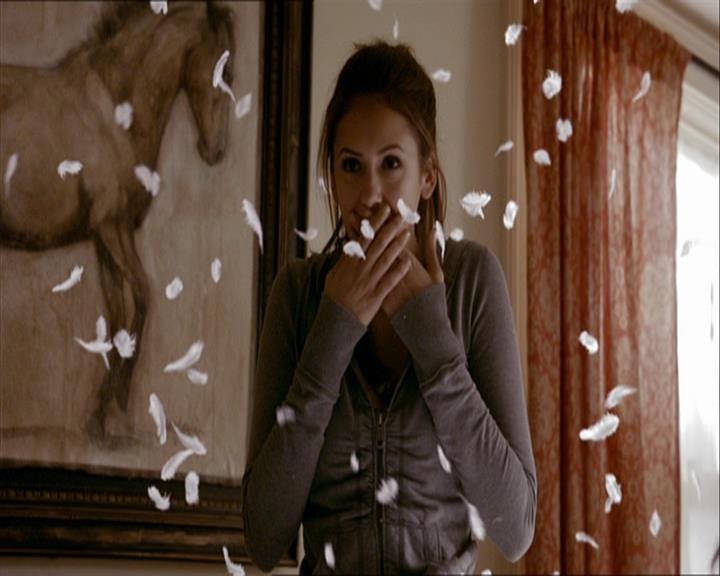 VampireDiariesWorld_dot_org-108-162Candles0736.jpg