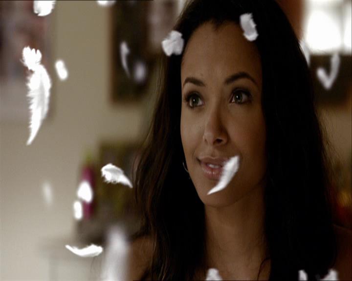 VampireDiariesWorld_dot_org-108-162Candles0739.jpg