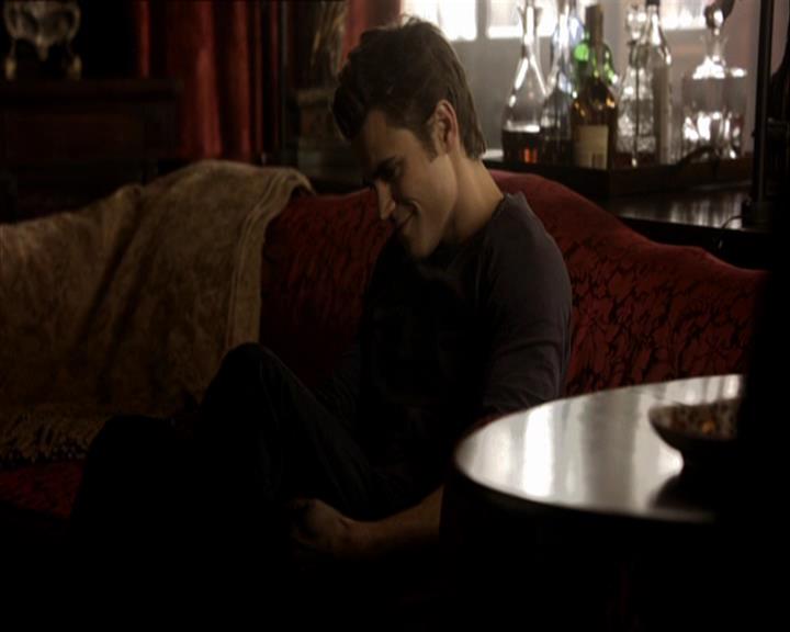 VampireDiariesWorld_dot_org-108-162Candles0798.jpg