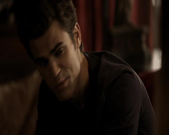 VampireDiariesWorld_dot_org-108-162Candles0814.jpg