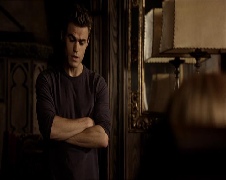 VampireDiariesWorld_dot_org-108-162Candles0841.jpg