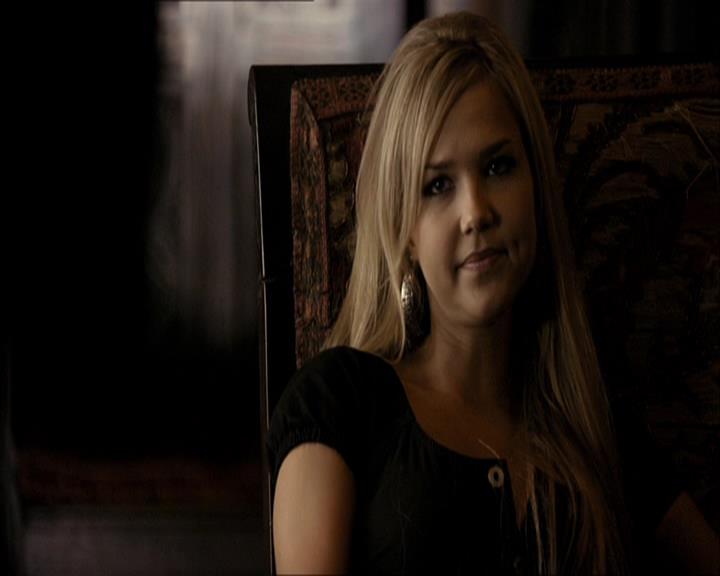 VampireDiariesWorld_dot_org-108-162Candles0844.jpg