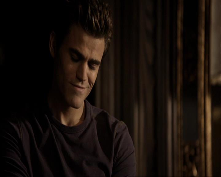 VampireDiariesWorld_dot_org-108-162Candles0851.jpg