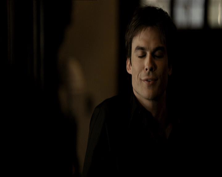 VampireDiariesWorld_dot_org-108-162Candles0871.jpg