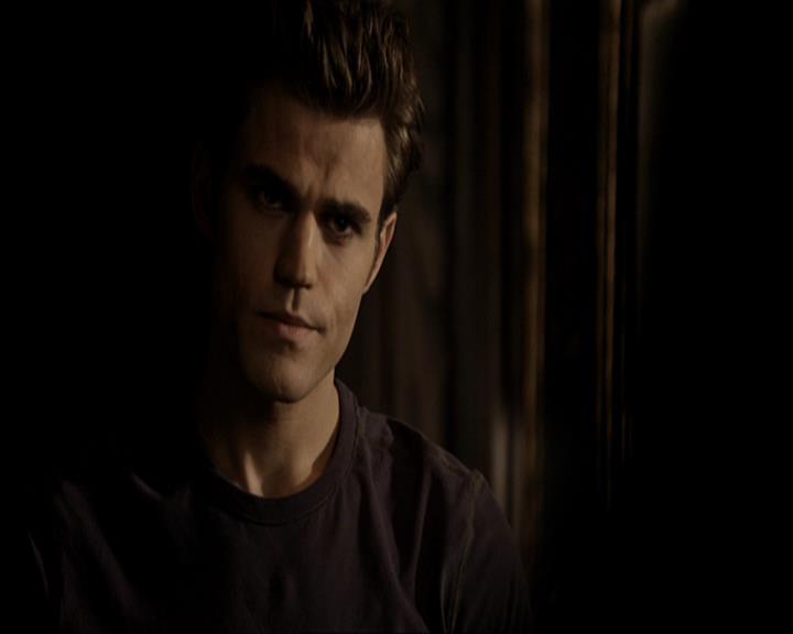 VampireDiariesWorld_dot_org-108-162Candles0880.jpg