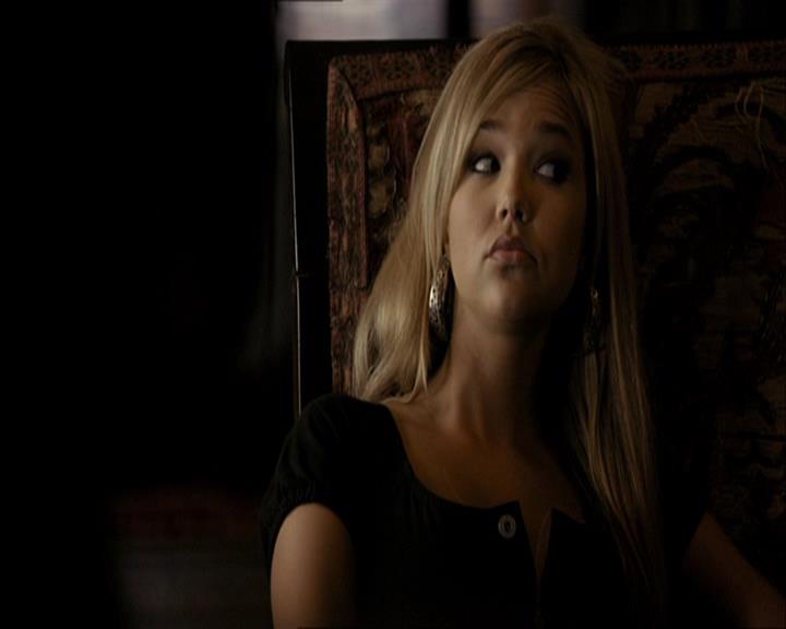 VampireDiariesWorld_dot_org-108-162Candles0887.jpg