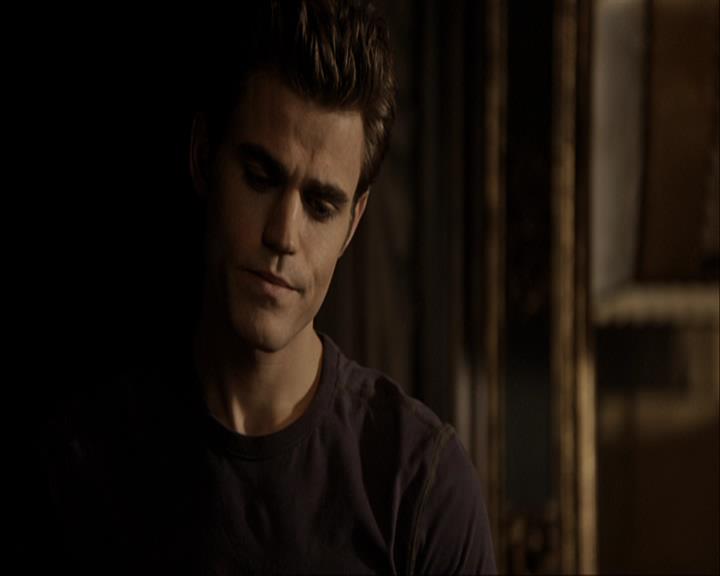 VampireDiariesWorld_dot_org-108-162Candles0889.jpg