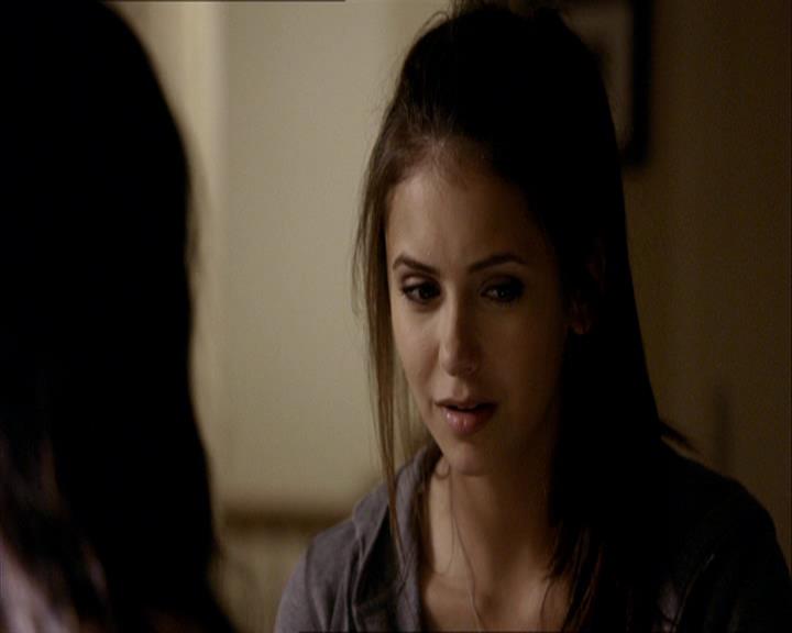 VampireDiariesWorld_dot_org-108-162Candles0898.jpg